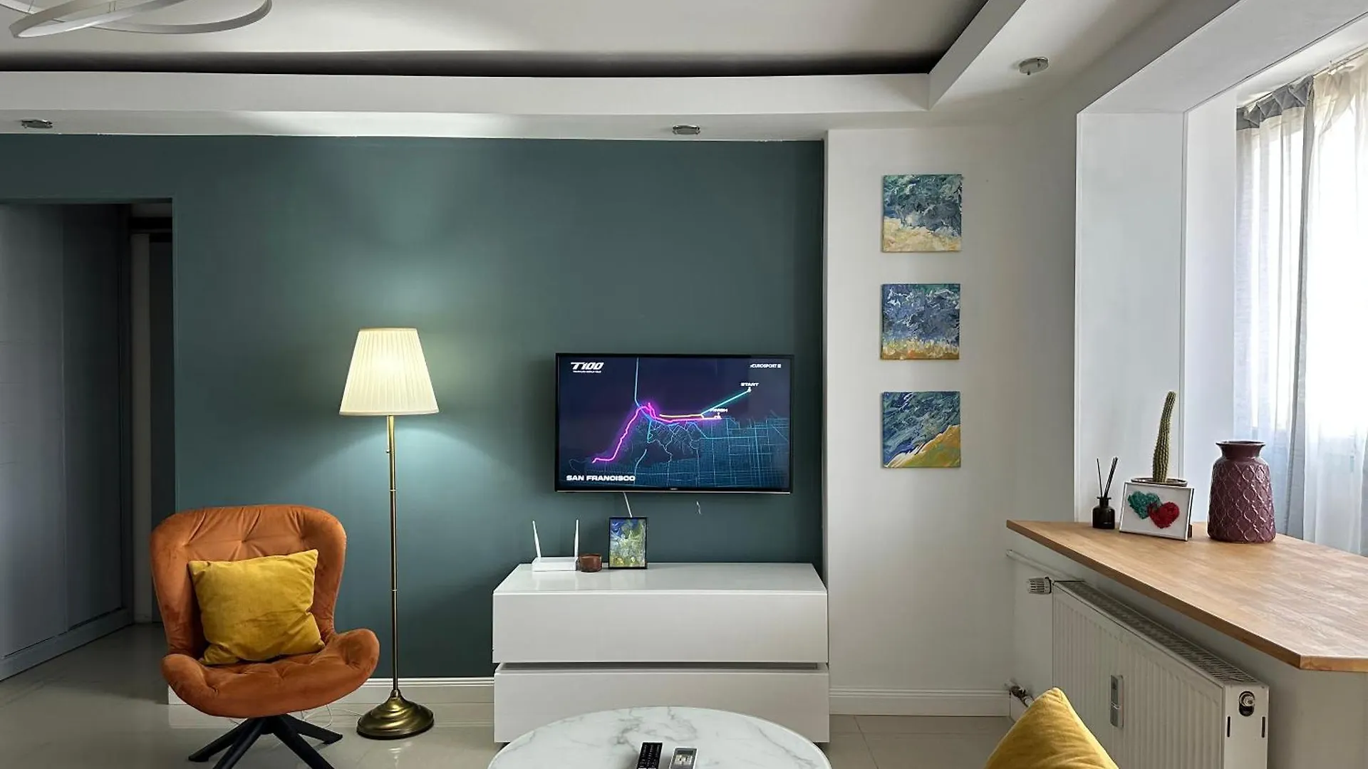 2 Rooms Condo In City Center Bucareste